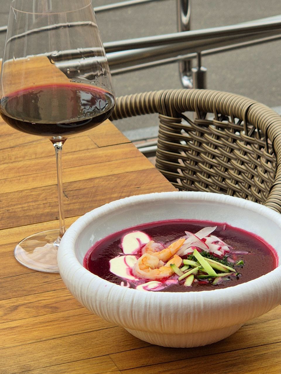 ☘️Летом наше меню традиционно пополняется холодными супами, этот год тоже не исключение.