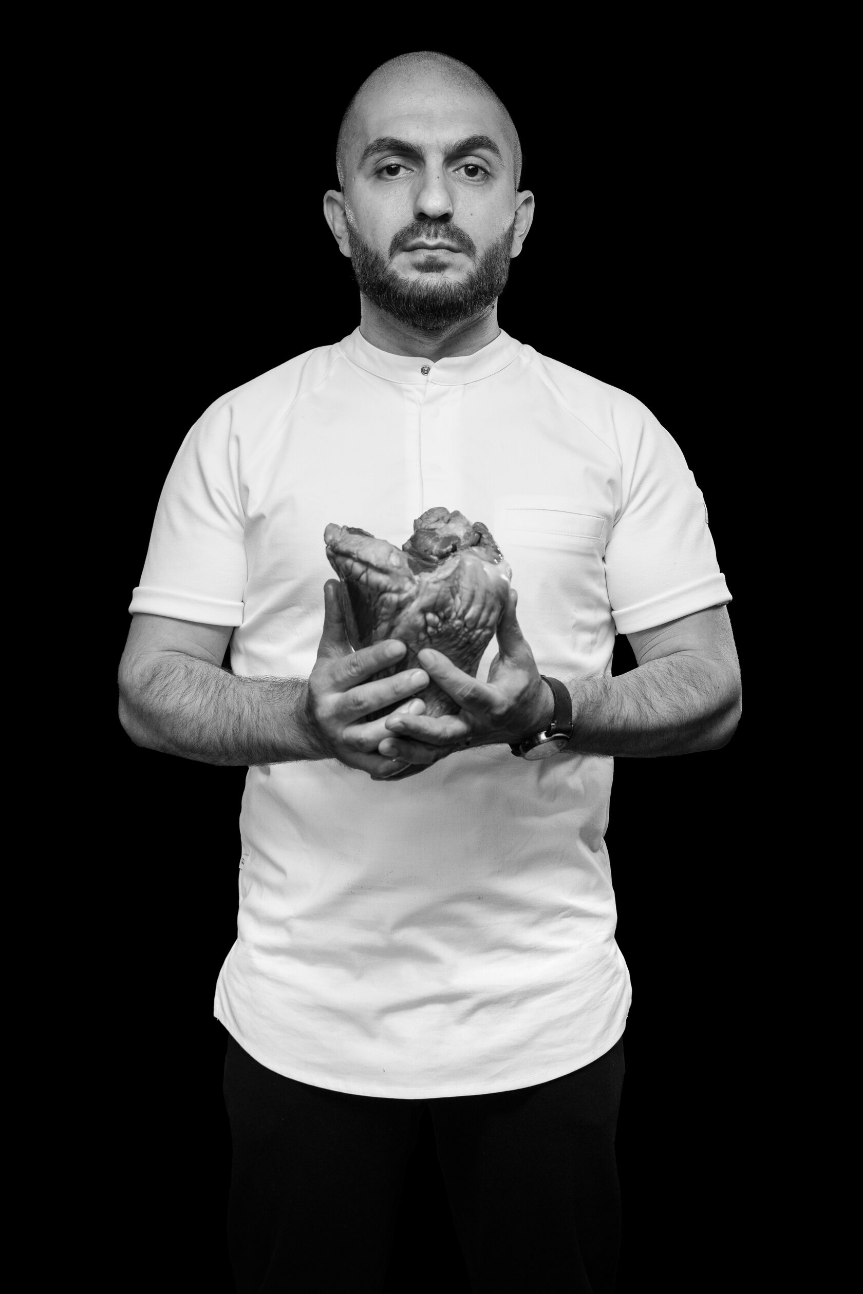 Начало нового летнего сезона Тот еще Гусь отмечает отличной новостью: у нас новый шеф-повар - Эрнест Минасян.