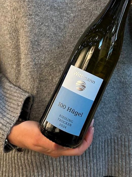 🍷Настоящего гурмана и ценителя вин определяют по тому, как он подбирает его к блюдам.