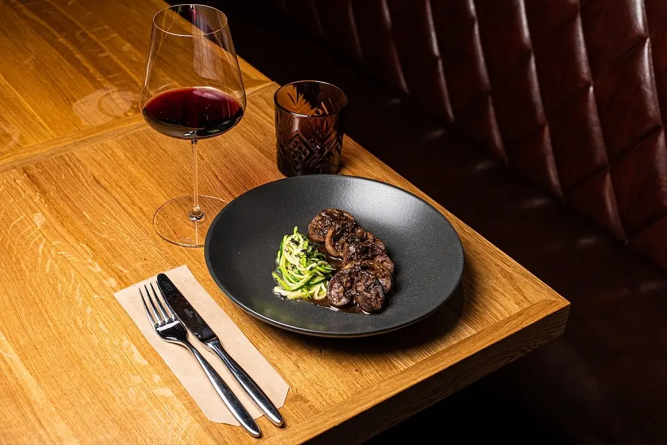 О нас пишет самое авторитетное российское издание о вине - SWN.