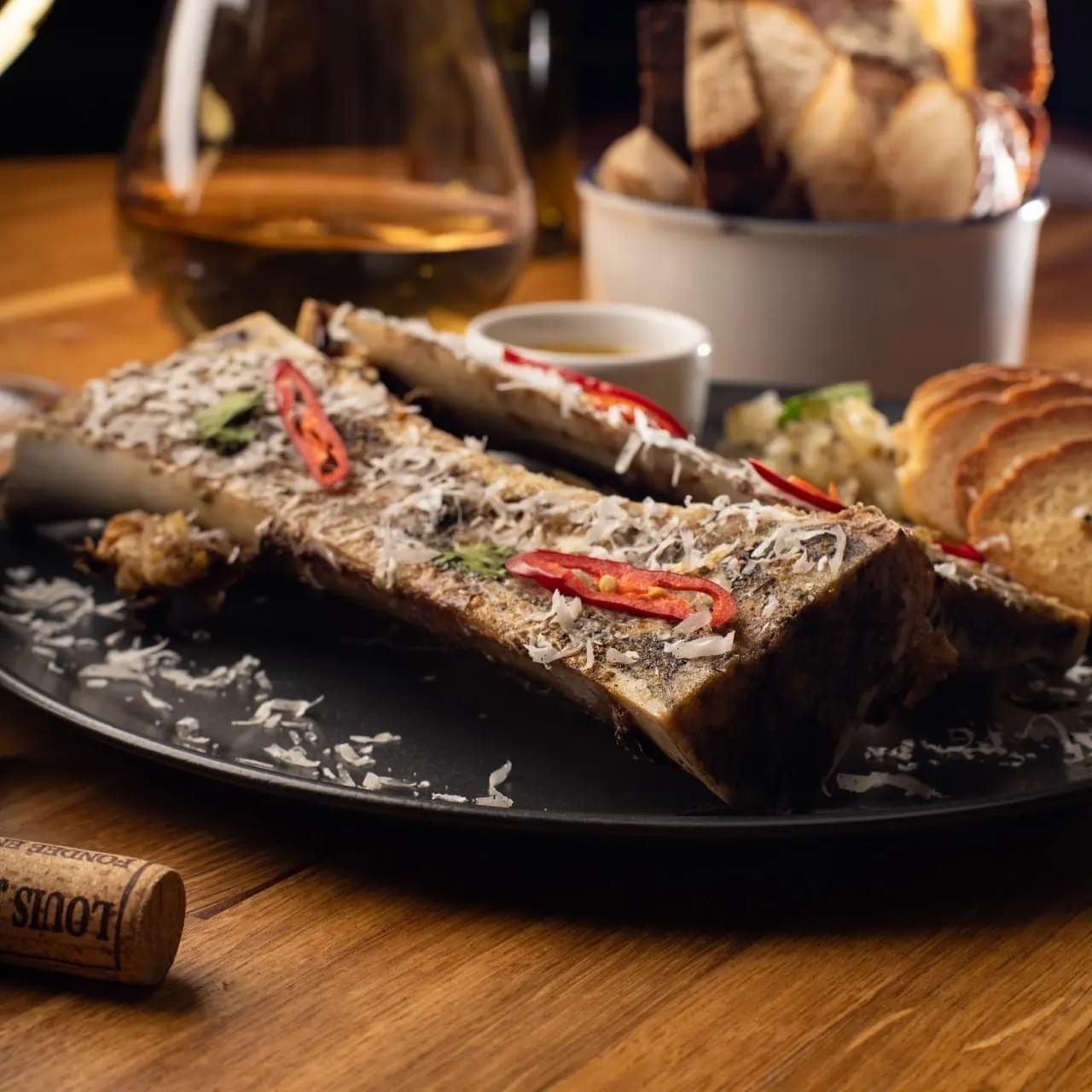 Запеченный костный мозг